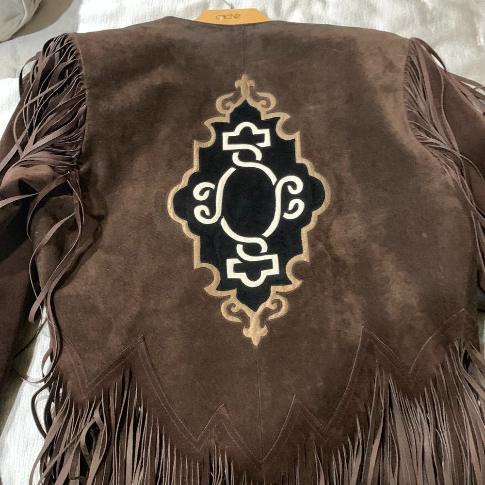 Cache Suede Suite - Picture 2 of 9